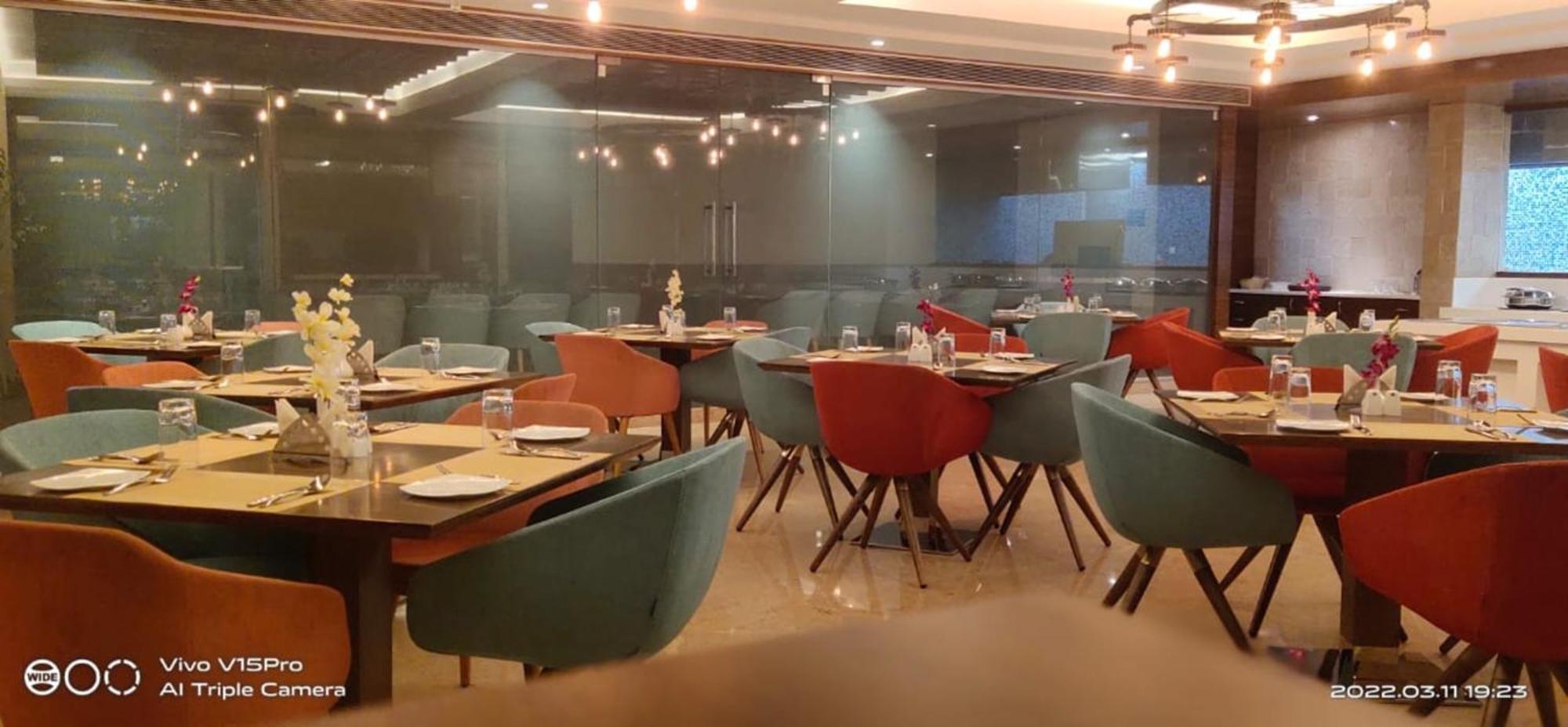 Rang Lords Inn Bharuch Exterior photo